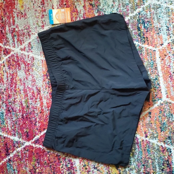 Columbia Pants - Columbia women's blossom bay shorts with UV protection NWT